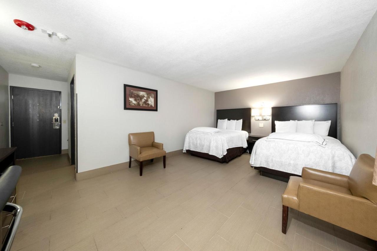 Red Roof Inn Plus+ Huntsville Exterior foto