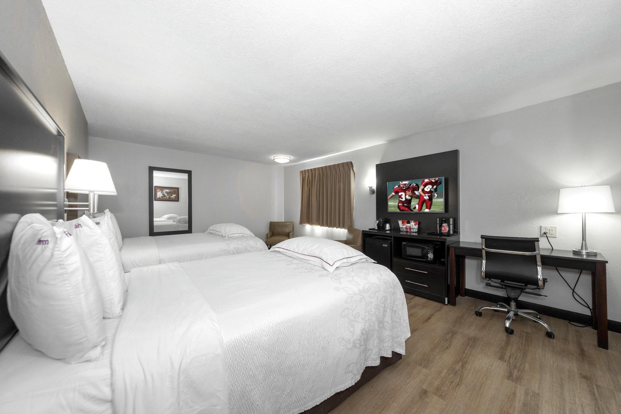 Red Roof Inn Plus+ Huntsville Exterior foto