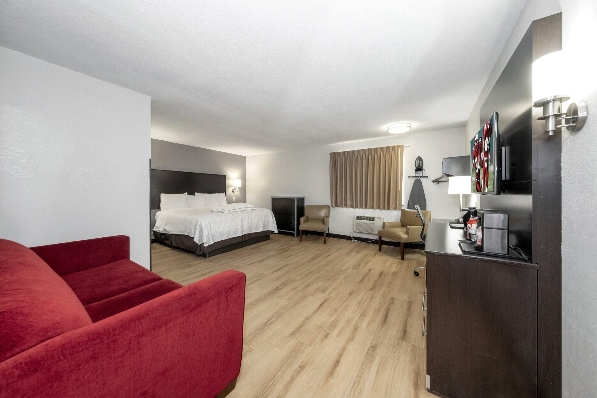Red Roof Inn Plus+ Huntsville Exterior foto