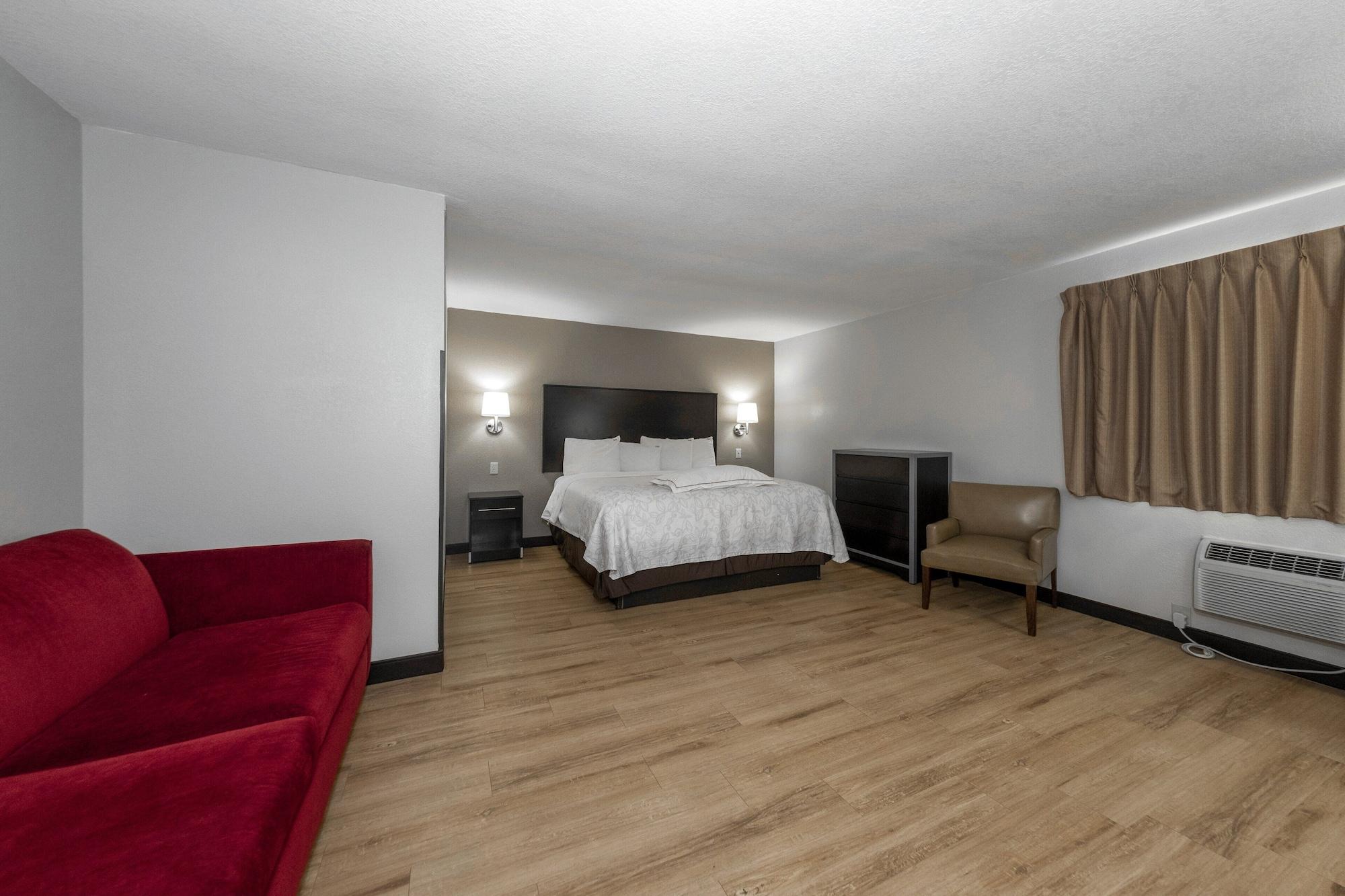 Red Roof Inn Plus+ Huntsville Exterior foto